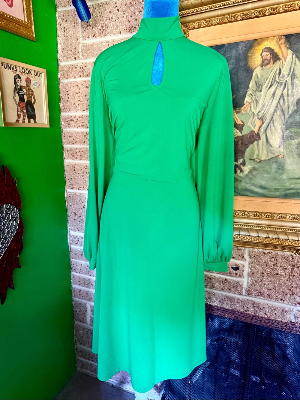 Eloquii Green Long-Sleeve Mock Neck Dress with Key Hole and Back Tie